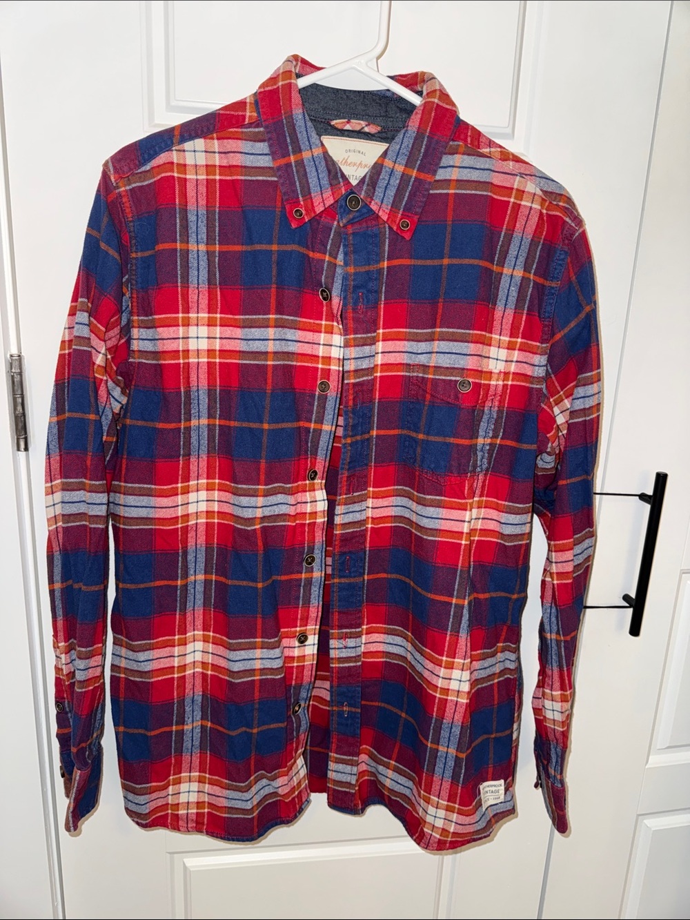 Weatherproof Vintage Men’s Red/Blue Flannel -Size Medium